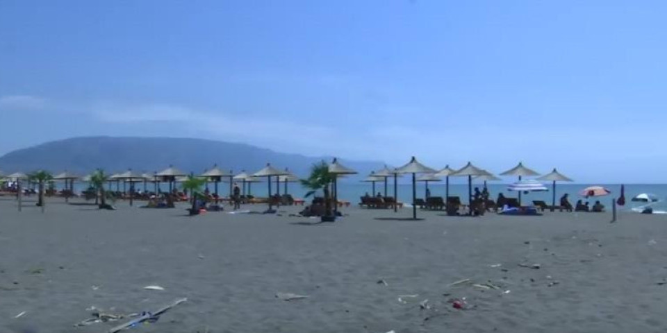 KRVAVI OKRŠAJ u Albaniji! Četiri osobe ubijene na plaži!