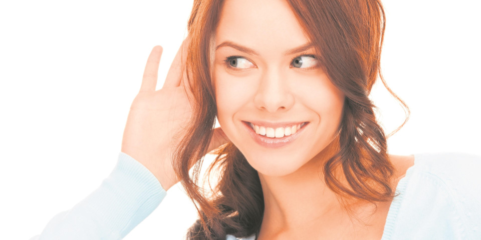 NA OVAJ DEO TELA NAJMANJE MISLITE! Stručnjak otkriva 6 načina kojima ŠTETITE sluhu i ušima!