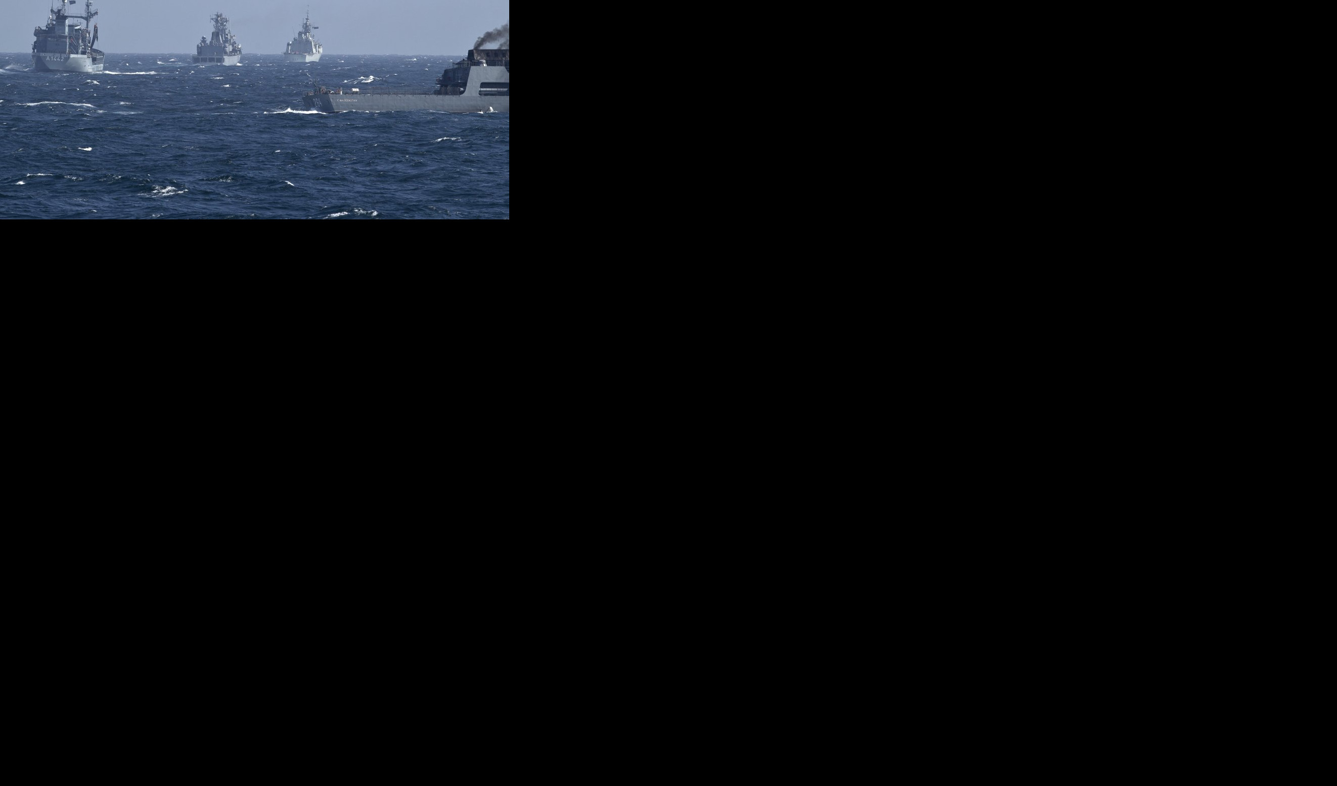 PRED VRATIMA RUSIJE DEMONSTRIRAJU SILU! NATO brodovi uplovili u Crno more, počinju vežbe sa Bugarskom i Ukrajinom! (FOTO/VIDEO)