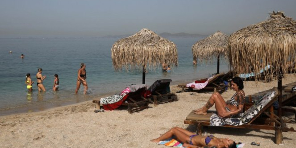 UŽAS U GRČKOJ! Turistkinja tvrdi da je grupno silovana! Upoznala momke iz Belgije, otišla u hotel s njima, nastao horor