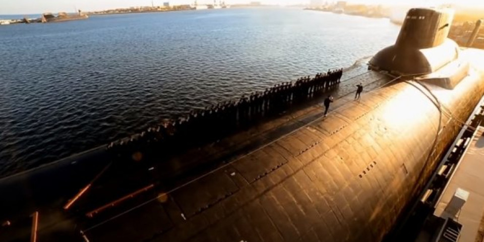 "BUČNA KRAVA" OD KOJE JE DRHTALA AMERIKA! Rusi modernizovali "Ajkulu", najsavršeniju sovjetsku podmornicu! (FOTO/VIDEO)