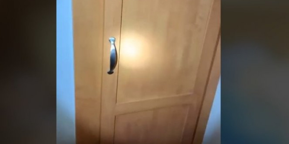 (VIDEO) Nekoliko meseci nakon useljenja, žena otkrila tajnu sobu u kući: Kada je upalila i lampu i videla šta je u njoj, VRISNULA JE