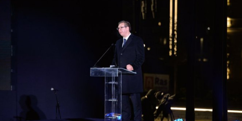 NIKO SRBIJU NEĆE NATERATI DA SE ODREKNE SVOG IMENA! Ovo je ceo govor predsednika Vučića na otkrivanju spomenika Stefanu Nemanji!