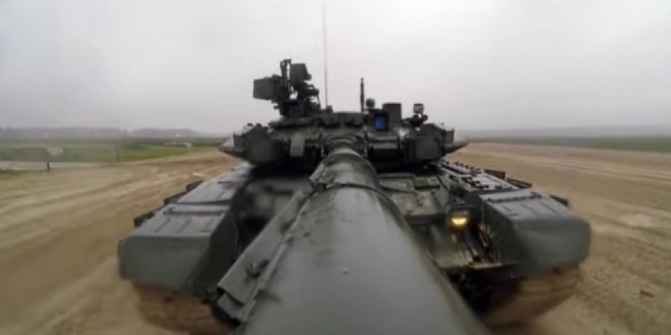 BRŽI, OTPORNIJI I SMRTONOSNIJI! Američki mediji: Ruski tenk T-90 je ČUDOVIŠTE! /VIDEO/