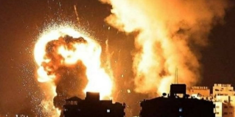 TOTALNA OFANZIVA NA GAZU! Izraelska avijacija i kopnene trupe započele napad! /VIDEO/