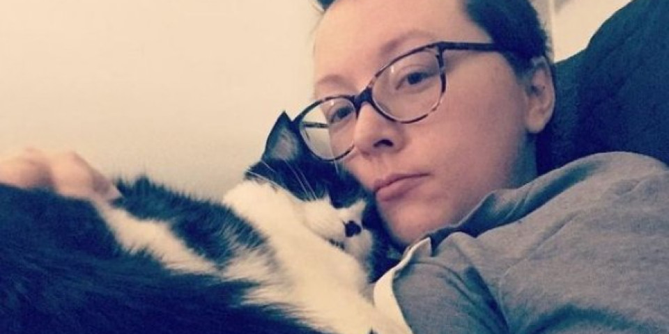 Mačka je mesecima pokušavala da upozori ženu na opasnost: Kada je otišla kod doktora, SHVATILA JE DA JOJ JE SPASILA ŽIVOT