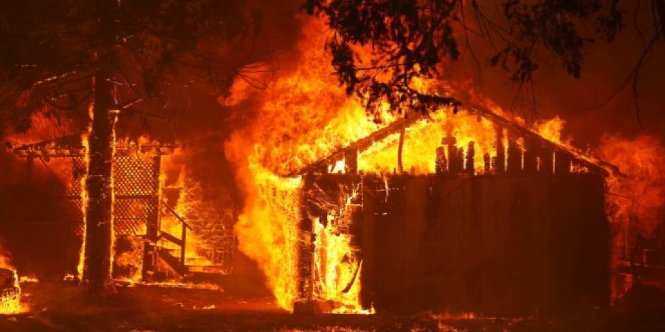 STRAŠNA TRAGEDIJA U AMERICI! Petoro dece stradalo u požaru u Istočnom Sent Luisu