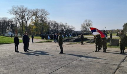 Predsednik Vučić prisustvovao obuci jedinica Rečne flotile u Šapcu