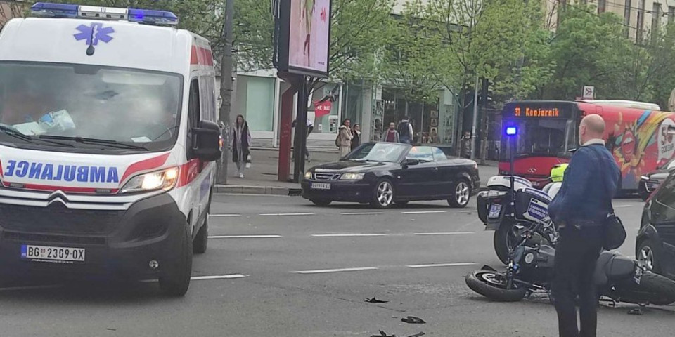 Aleksandar nije izdržao! Preminuo motociklista nakon sudara u centru Beograda