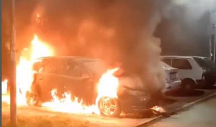 Zapaljen automobil na Dedinju: Vlasnica privatne firme ostala bez vozila, policija traga za piromanom