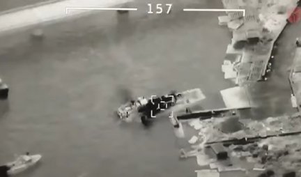 "BARJAKTAR" RAZNOSI KOD ZMIJSKOG OSTRVA! Rusi u obračunu izgubili "Reptor", PVO kojim se ostrvo brani, municiju... (Snimak iz vazduha)