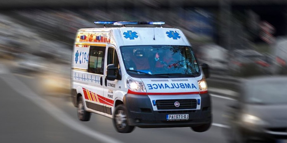 Udes u centru Beograda! Automobil pokosio ženu, hitno transportovana u Urgentni centar