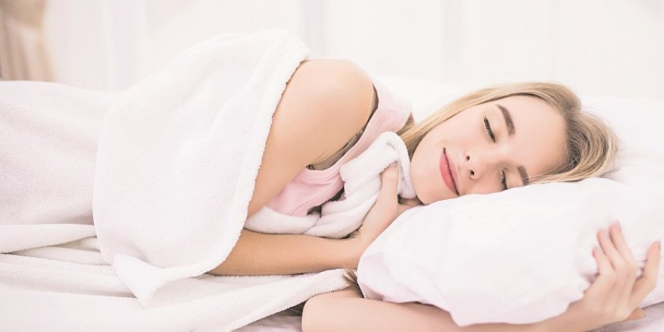 SAVET FIZIOTERAPEUTA! Evo šta treba da uradite 20 minuta pre spavanja - ovu metodu nikada nećete preskakati!