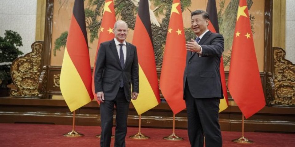 Šolc otišao za Peking! Kancelar Nemačke će se sastati sa Đinpingom