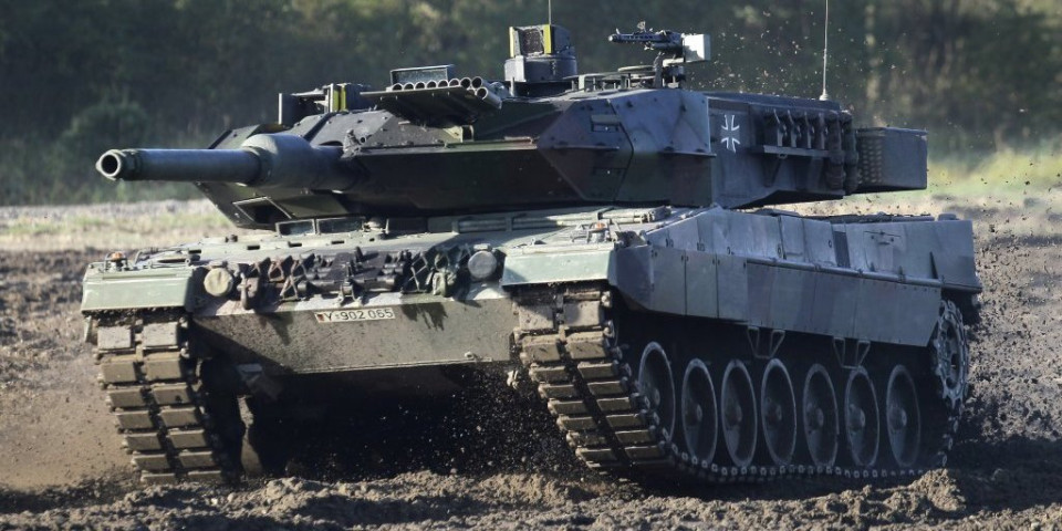 Pojačavaju kopnene snage! Italija se naoružava: planira kupovinu nemačkih ''Leoparda''