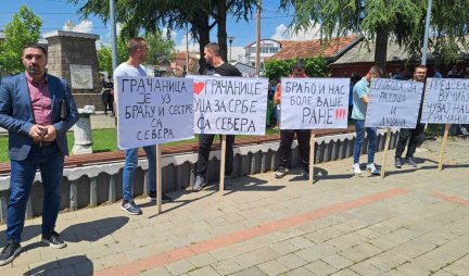 BRAĆO, I NAS BOLE VAŠE RANE! Snažne poruke iz Gračanice sa skupa podrške Srbima na severu KiM (FOTO)