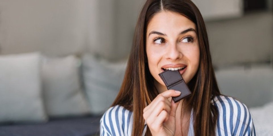 I ukusna i zdrava! 6 razloga zašto treba da jedete crnu čokoladu - 3. će vas posebno oduševiti