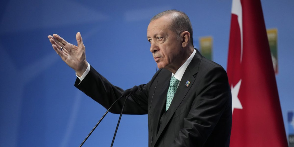 (FOTO/VIDEO) Neka se strpe! Erdogan saopštio: Evo kada će turski parlament potvrditi kandidaturu Švedske za NATO!