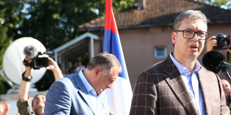 (VIDEO) Što lažete da sanjam o velikosrpskom carstvu?! 'Oćete da vam kažem: Sanjam da izgradim Srbiju!