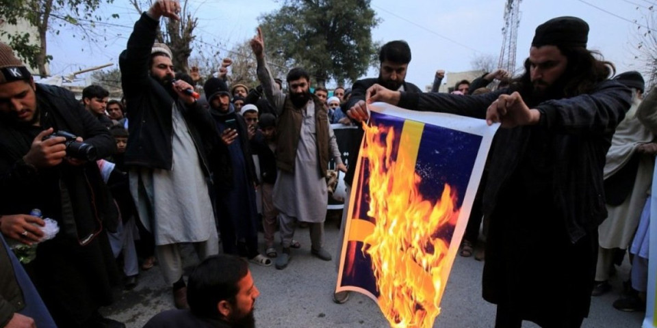 Nasilna odmazda! Al Kaida preti Švedskoj zbog paljenja Kurana: Podignut nivo visoke opasnosti od terorizma