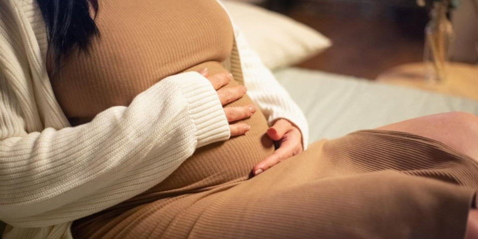 'Želim zlato u težini bebe'! Kad trudnica postavi bizaran uslov pred supuga (FOTO)