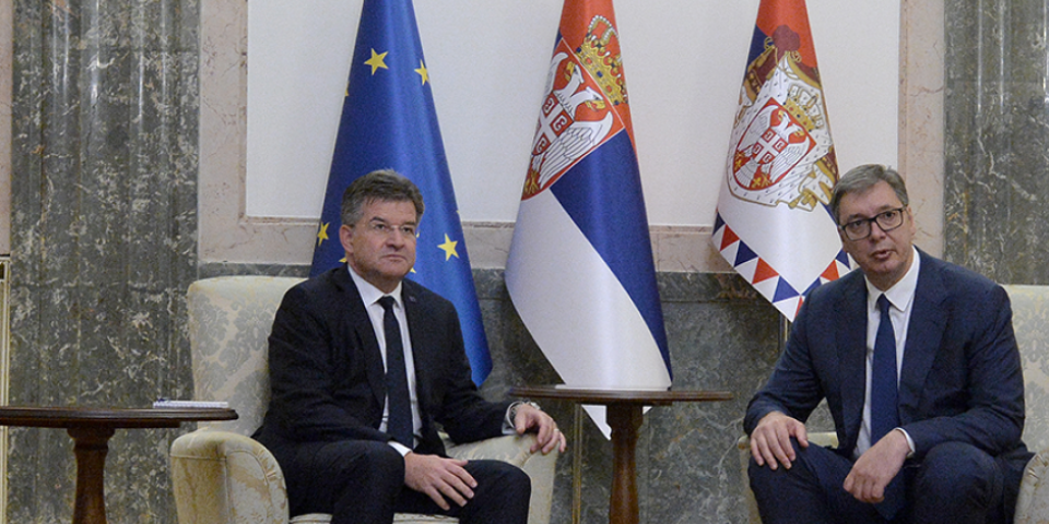 Važan sastanak! Predsednik Vučić oči u oči sa Lajčakom!