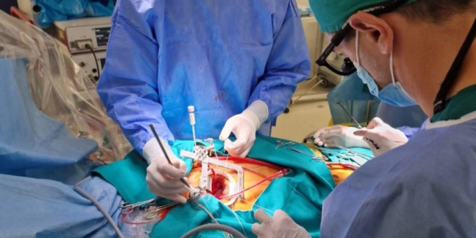 Novi rekord Instituta "Dedinje": Izveli 10 miniinvazivnih operacija u jednom danu