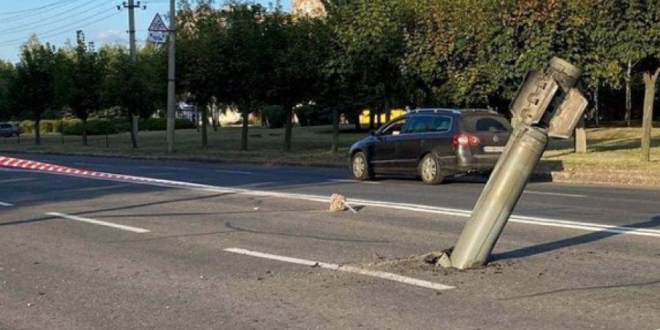Ruska raketa pala u centru Kramatorska! Ukrajinci objavili fotografiju: Umesto hiljadu reči... (FOTO)