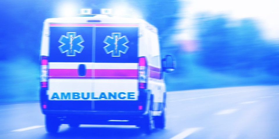Teška saobraćajka na putu Sombor - Čonoplja! Poginuo mladić (18), teško povređna jedna osoba