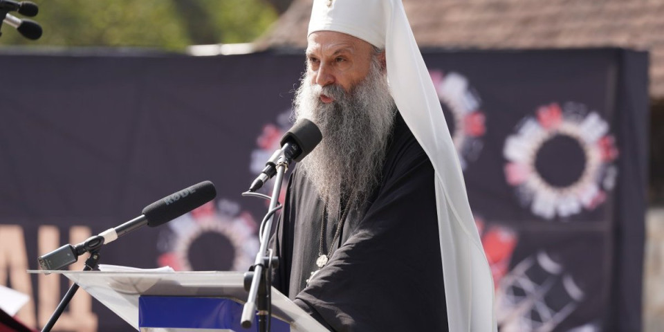 Poruka patrijarha Porfirija sa Vukovog sabora u Tršiću! Važno je da sačuvamo svoj jezik, kroz njega čuvamo svoj identitet