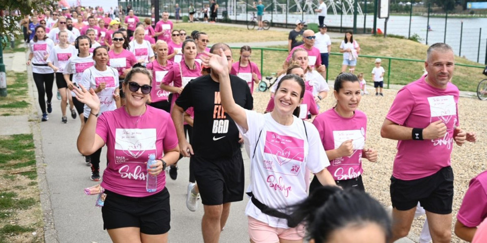 Održana peta 'Trka za ozdravljenje'! U fokusu rak dojke (FOTO)