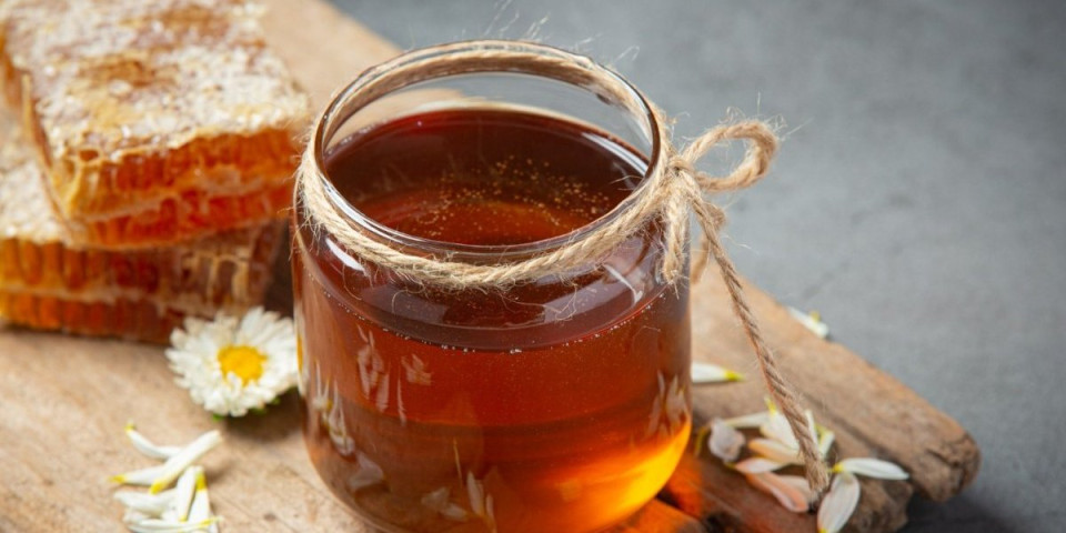 Kako da prepoznate pravi domaći med? Lako, uz pomoć ovog jednostavnog trika