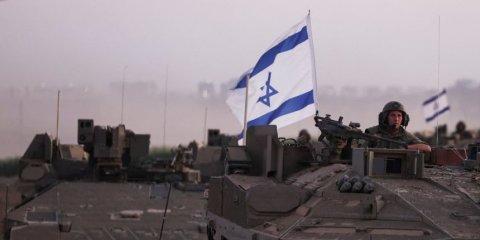 Izraelska vojska likuje u razrovanoj Gazi! Pogledajte šta su napravili na Hamasovom terenu, snimak obilazi svet! (VIDEO)