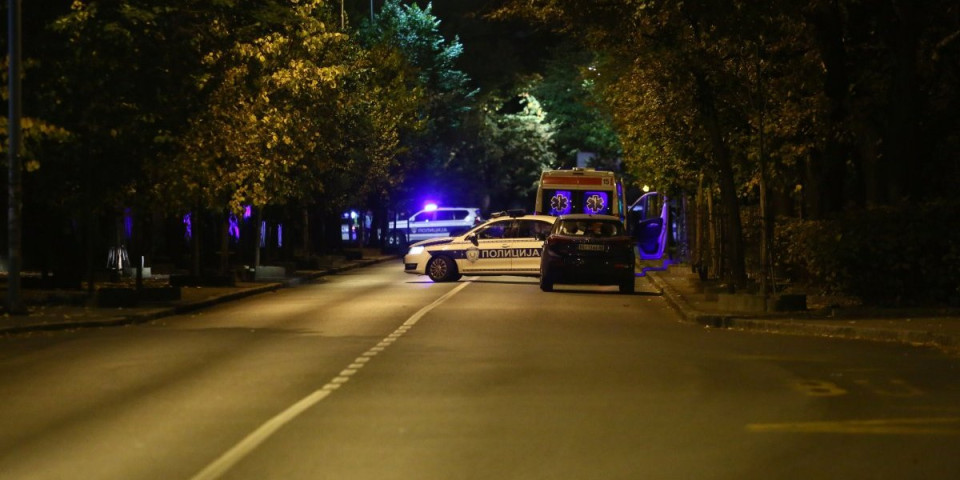 Stravična nesreća kod Topčidera: Automobil sleteo sa puta, poginuo mladić (21)