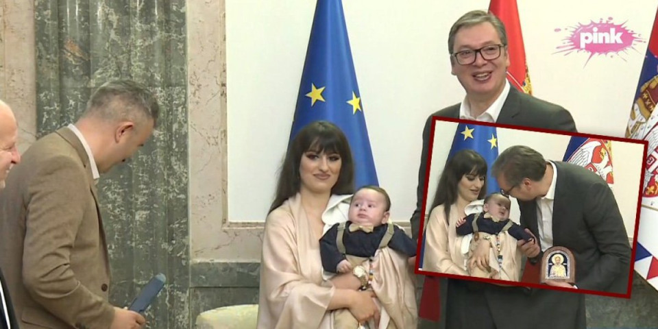 Poseban poklon za predsednika! Vučića oduševila porodica Janković sa KiM i mali Lazar (FOTO)