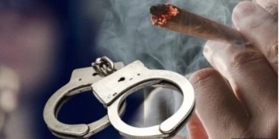 Uhapšen mladić (23) iz Niša: Policija pronašla 23 paketića droge