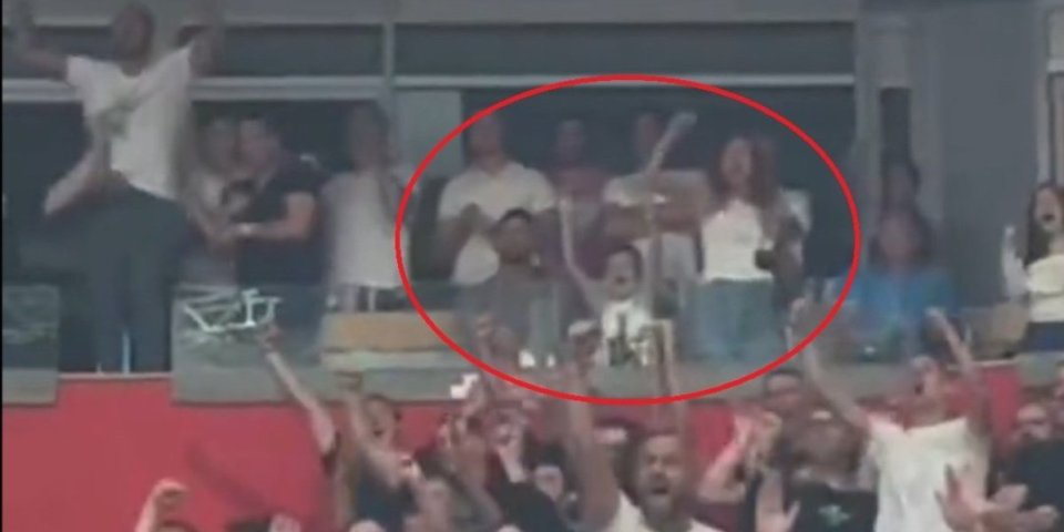 Pogledajte reakciju Đokovića na trojku Avramovića! Mali Stefan i Jelena u transu (VIDEO)