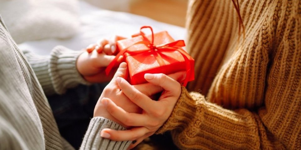 Darujte domaćina na Božić! Ako na današnji dan idete u goste, ovi pokloni će biti pun pogodak