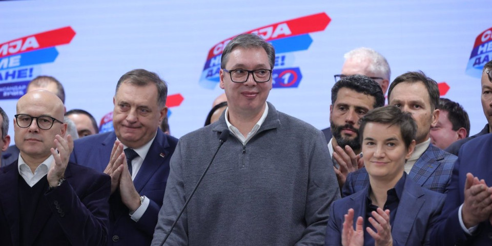 Danilo, Vukane, Milice, ovo je za vas! Vučić nakon ubedljive pobede uputio emotivne reči porodici i svim glasačima