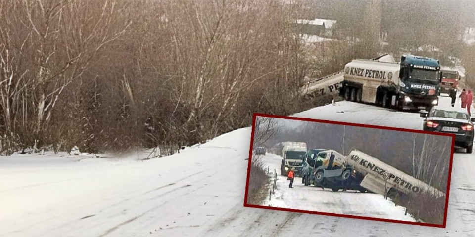 Kamion sleteo usled snežnog nanosa! Fotografije užasa kod Bora
