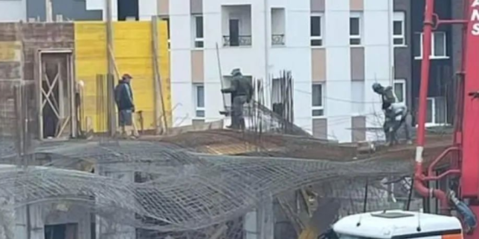 Haos u Nišu! Urušio se sprat zgrade u izgradnji (FOTO)