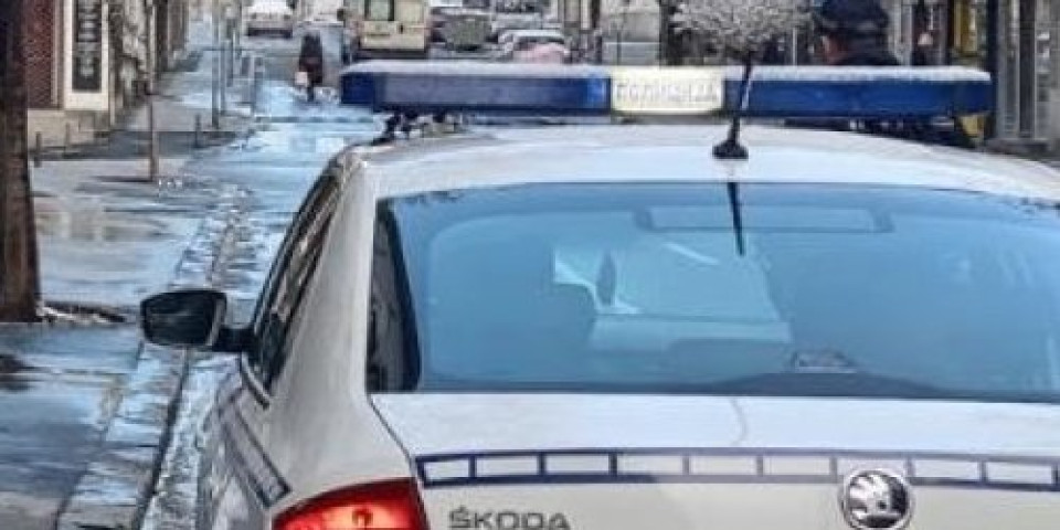 Dvojica maloletnika, metalnom šipkom pretukla vršnjaka: Vršnjačko nasilje na Novom Beogradu