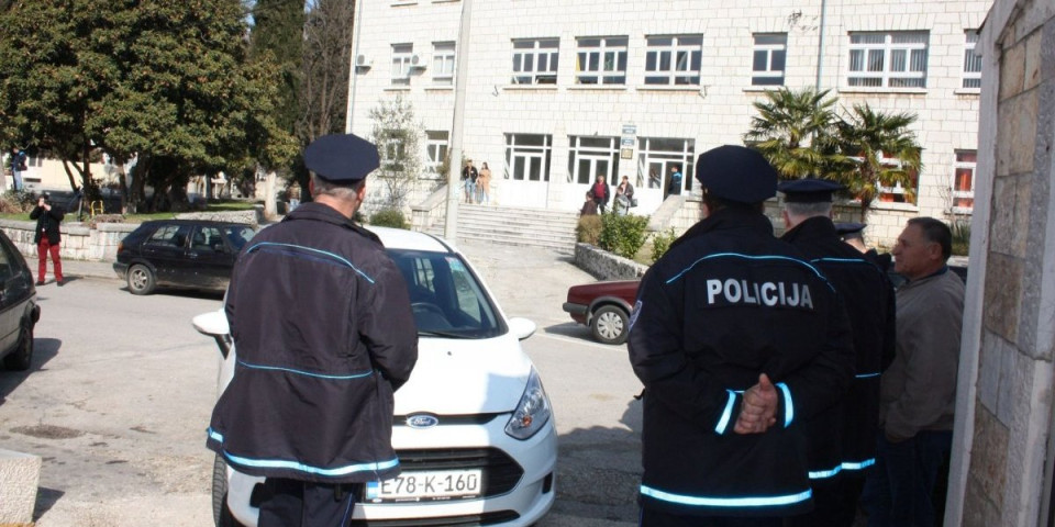 Nepopravljiva! Policija oduzela automobil od žene koja duguje hiljade evra za kazne