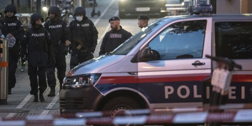 Mladić iz Srbije uhapšen u Beču: Izazivao policajca da se tuku "jedan na jedan"!