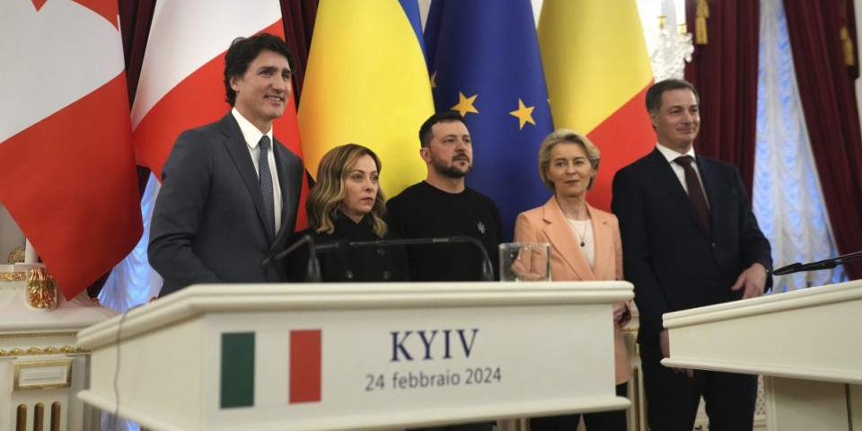 Sklopljen pakt u Kijevu! Ukrajina, Kanada i Italije potpisale bezbednosni sporazum