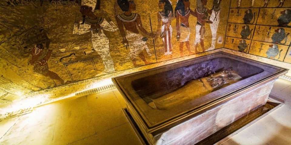 Svet na nogama! Arheolozi otkopali gornji deo jednog od najmoćnijih faraona  - dupla kruna za kralja (FOTO)