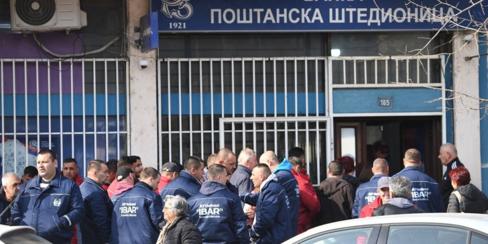 Dinar u "ilegali": Priština će od danas početi da primenjuje kazne za one koji koriste domaću valutu - Srbi na rubu egzistencije