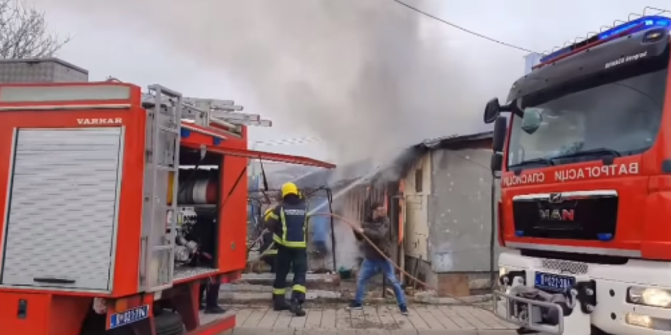 Šumski požar kod Priboja! Vatrogasci na terenu (FOTO/VIDEO)
