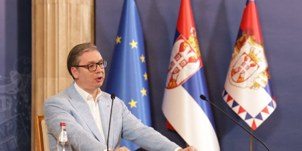 Vučić saopštio: Sednica Skupštine Srbije biće odložena za 7 dana