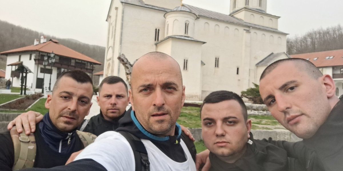 Radnici CZ u Beogradu i KPZ u Pančevu krenuli u hodočašće za Anastasiju: "Teško je, ali cilj nam je Ostrog" (VIDEO)